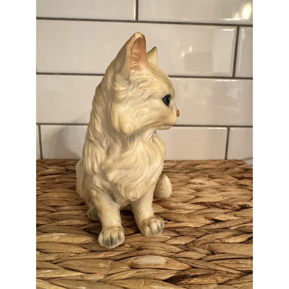 VINTAGE LEFTON ‎ Persian Cat Ceramic Figurine 5.5